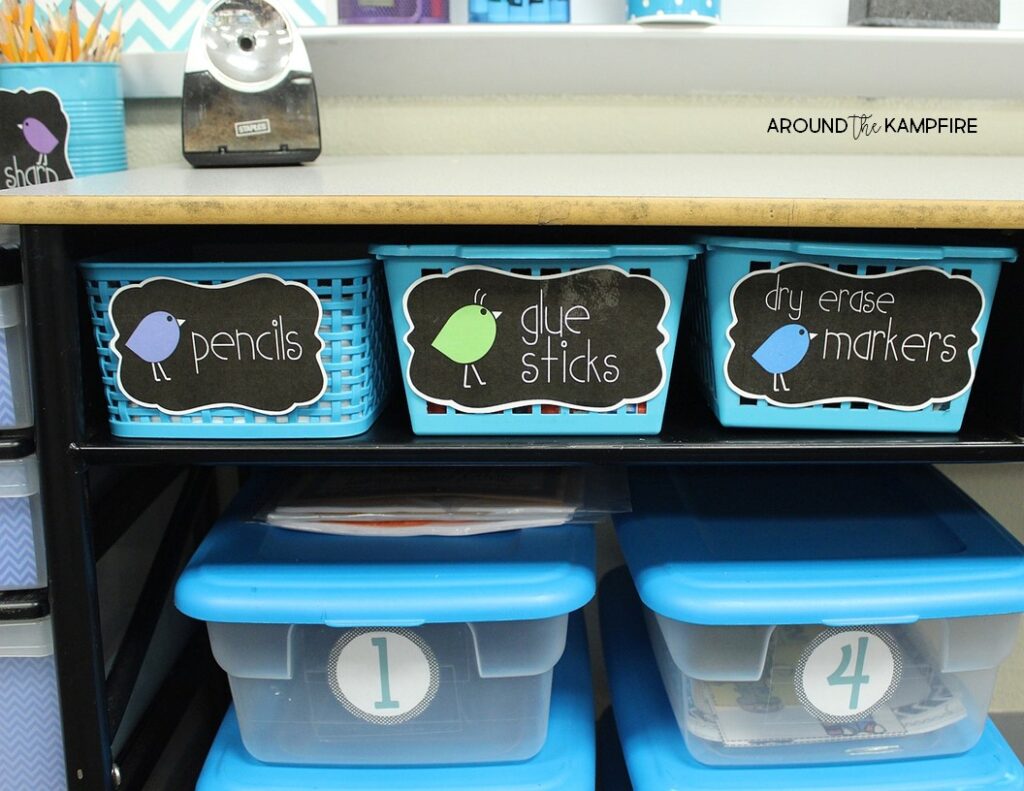 10 Tips for Packing Up Your Classroom- Smart ideas for end of the year classroom organization and packing that will make set up next year so much easier!